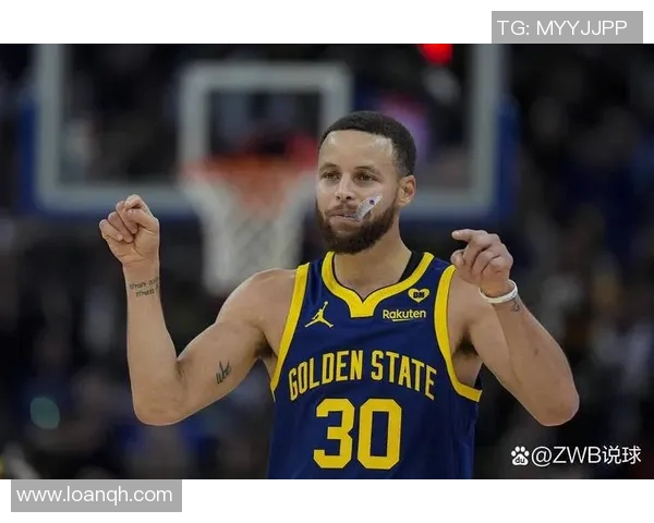 库里荣获西部月最佳球员奖,以高效表现引领球队取得胜利 库里荣获西部月最佳球员奖,以高效表现引领球队取得胜利