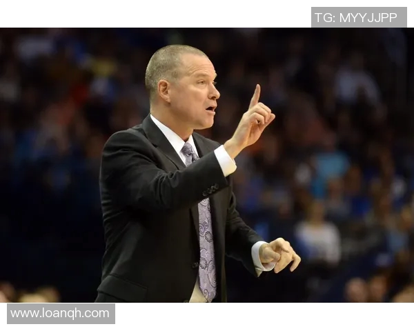 雷霆再战篮网，主帅多诺万如何通过战术调整赢得比赛？